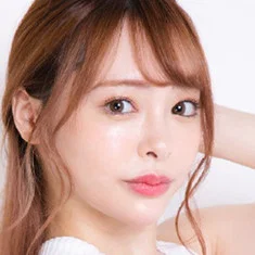 Yuna Ogura