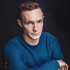 Никита Расхвалов