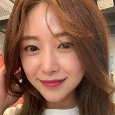 Lee Bom