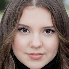 Алина Фоли