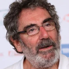 Simon Perry