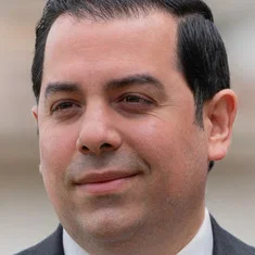 Dustin Kahia