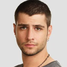 Deniz Sarıkaş