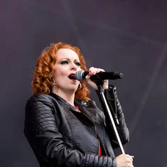 Anneke van Giersbergen