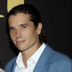 Gregory Thomas