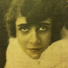 Lottie Lyell