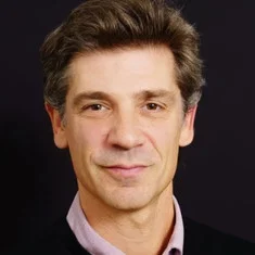 Duncan McDowall