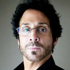 Deen Castronovo