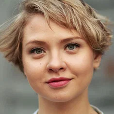 Надя Иванова