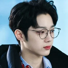 Guanlin Ding