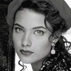 Shalom Harlow