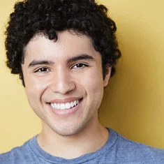 Adam Leiva