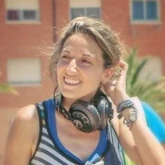 Elena Escura