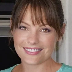 Lindsey Bennett