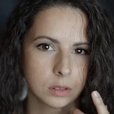 Emma Chaibedra