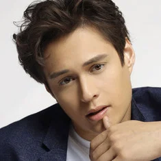 Enrique Gil