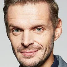 Florian Schroeder
