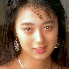 Hitomi Shiraishi