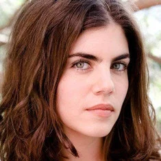 Lea Moreno Young