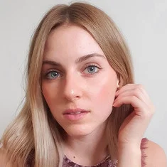 Nina Knob