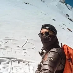 在远方的阿伦