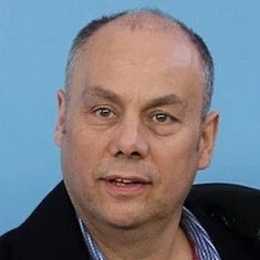 Марк Бертон
