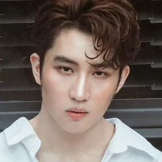 Yut Kritsadayut Thaweechaiwat
