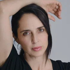 Irán Castillo