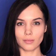 Алина Колесникова