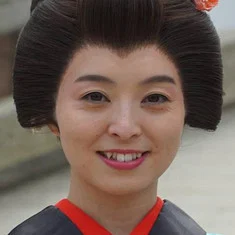 Marie Kobayashi