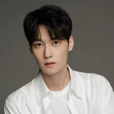 Sheng Yichen