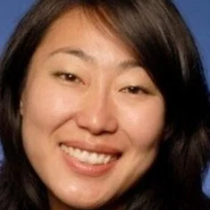 Gloria Kim