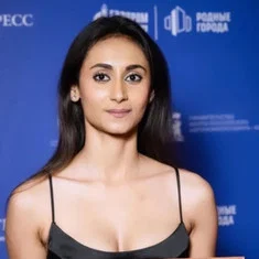 Tanaya Khan Jha
