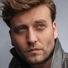 Nezir Çınarlı