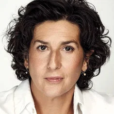 Elvira Mínguez