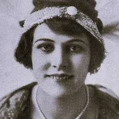 Ora Carew