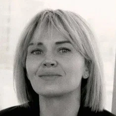 Светлана Островская
