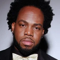Dwele