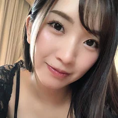 Mayu Suzuki