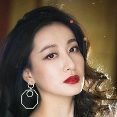 Dong Weijia