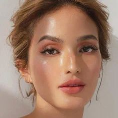 Sarah Lahbati