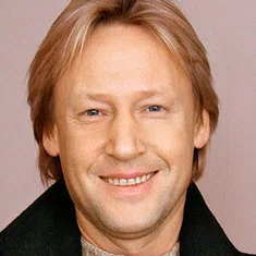 Дмитрий Харатьян