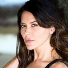 Danielle Bux