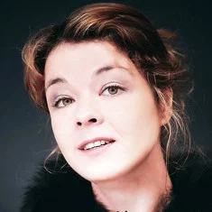 Юлия Захарова