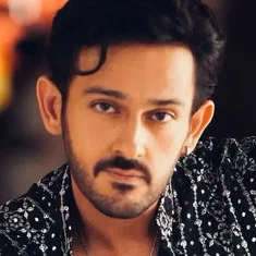 Azaan Sami Khan