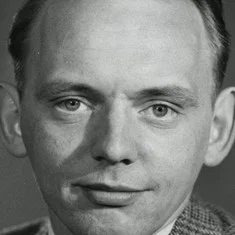 Finn Henriksen