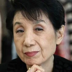 Nora Noh