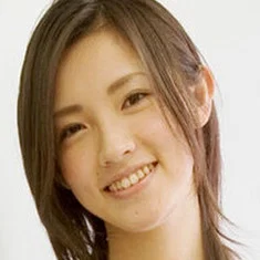 Mari Hoshino