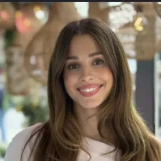 Victoria Nadine