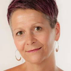 Nana Stapelberg